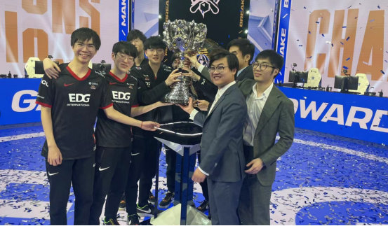 尽管在联赛 尽管在联赛