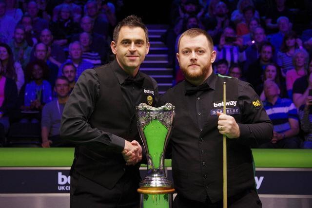 施海荣曾多 施海荣曾多